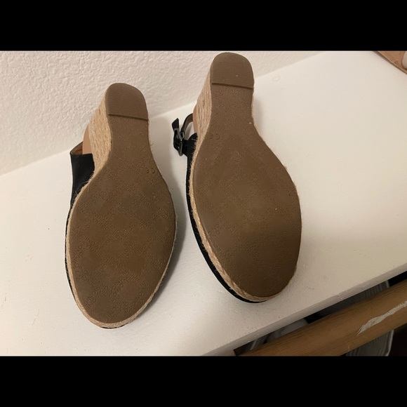 Vionic Black Espadrille Wedge Shoes - Picture 4 of 5